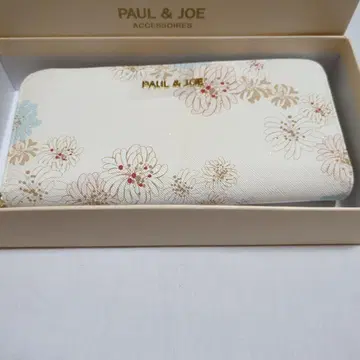 PAUL&JOE 장지갑 (박스 없음) 크리잔테메