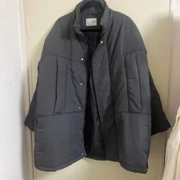 NOMINE 노미네 몬스터 코트 차콜 그레이 다운 자켓