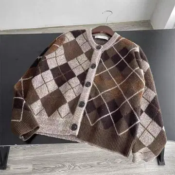 아가일 무늬 브라운 가디건