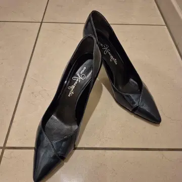 블랙 스틸레토 하이힐 7cm