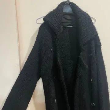 블랙 니트 롱 코트 더 비리디언