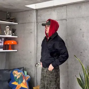 카츠키 군 착용 Mutimer MA1