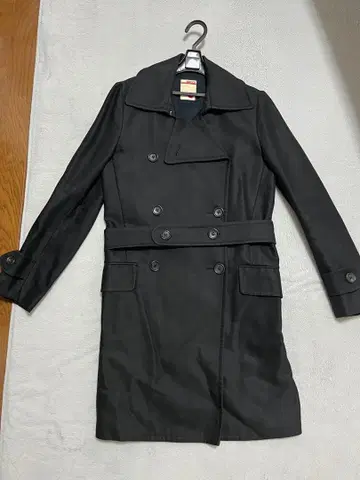 BACCA 블랙 트렌치코트