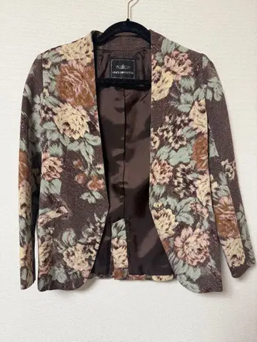 GRACE CONTINENTAL 플로럴 노카라 자켓