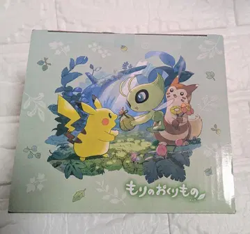 미사용 새상품 숲의 선물 메모 스탠드 피규어 세레비&피카츄