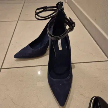 네이비 앵클 스트랩 하이힐 34