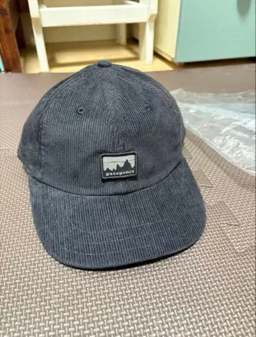 patagonia 다크 그레이 코듀로이 캡