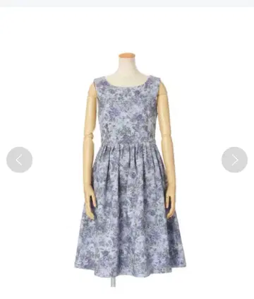 꽃무늬 슬리브리스 턱 원피스 light blue an3 Limited