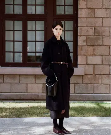 [ 새상품 ] TOUT Y EST SAC TONNEAU SMALL