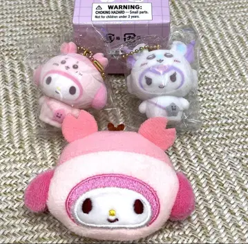 산리오 치이카와 마이멜로디 쿠로미 모몽가 헌책방 플로키 마스코트