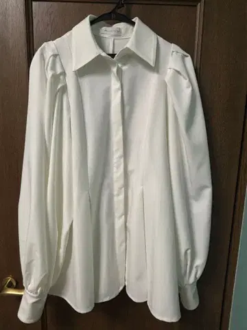 새상품 LA BELLE ETUDE 프리 블라우스