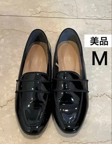 OPAQUE.CLIP 에나멜 블랙 로퍼 M