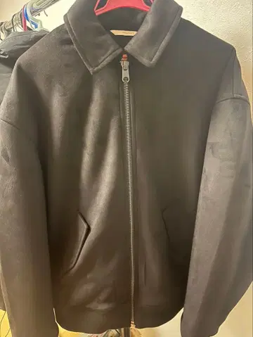 ZARA 블랙 스웨이드풍 자켓