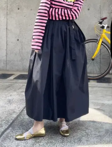 볼륨 롱 스커트