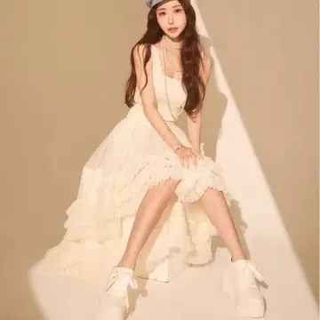 스즈키 아미 스니커즈 통굽 스니커즈 화이트