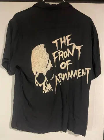 T.F.O.A. 스컬 디자인 셔츠