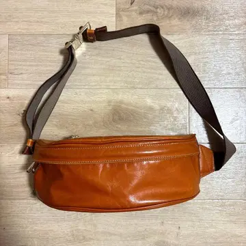 aniary 아니아리 가죽 바디백 숄더백 브라운 갈색