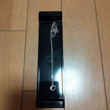 하트형 펄 장식 목걸이