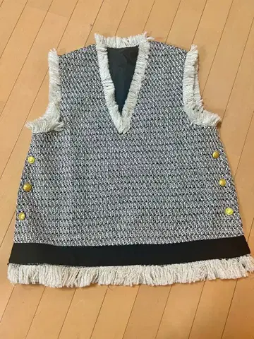 ELFRANK 트위드 프린지 V넥 베스트