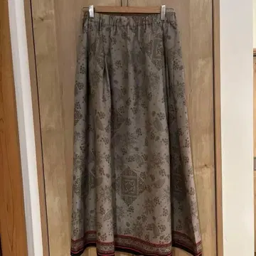 human woman 롱 스커트 그레이 계열