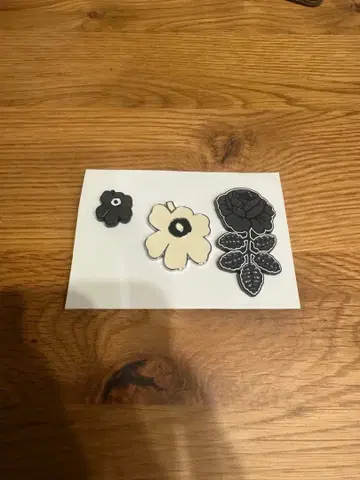 marimekko 핀 배지