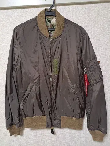 밀리터리 자켓 올리브 그린