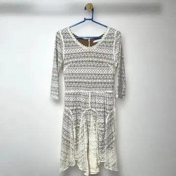 [ FREE'S SHOP ] 화이트 베이지 레이스 원피스 클리닝 완료