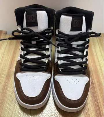 DC 하이컷 스니커즈 화이트/브라운 박스 포함