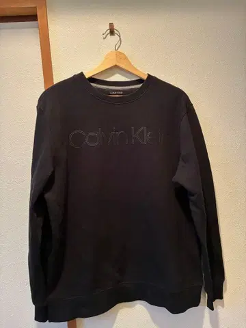 캘빈 클라인 블랙 맨투맨 M