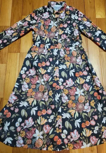 [ 새상품급 ] Savoir ( 사보아 ) 리버티 플라워 무늬 원피스