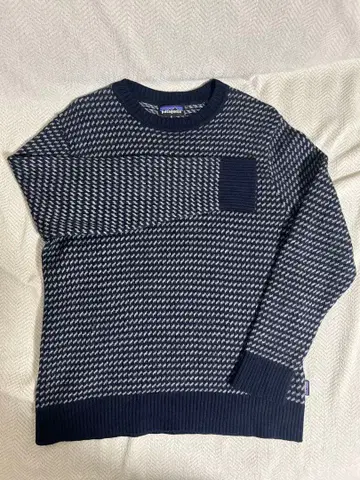 patagonia 바즈아이 크루넥 스웨터 메리노울