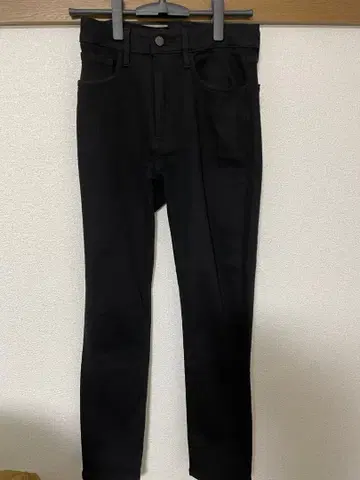 [유니클로] EZY 청바지 블랙 S