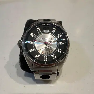 폴스미스 YA50-S061059 새상품급 시계 부품 포함