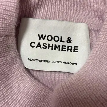 울 캐시미어 터틀넥 스웨터 옅은 핑크