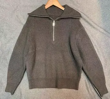 그레이 하이넥 지퍼 스웨터