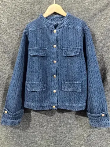 데님 블루 버튼 부착 자켓