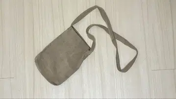 Hender Scheme / pig shoulder small