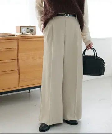 새상품급 시착만 한 상품 DISCOAT 욕심쟁이 2턱 와이드 팬츠