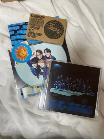 KAMIGATA BOYZ 세상을 밝게 비춥시다 CD+Blu-ray