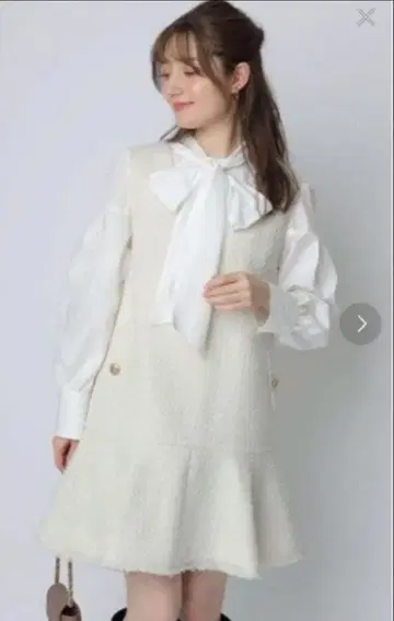 리랜드트루 Rirandture 트위드 페플럼 점프 스커트