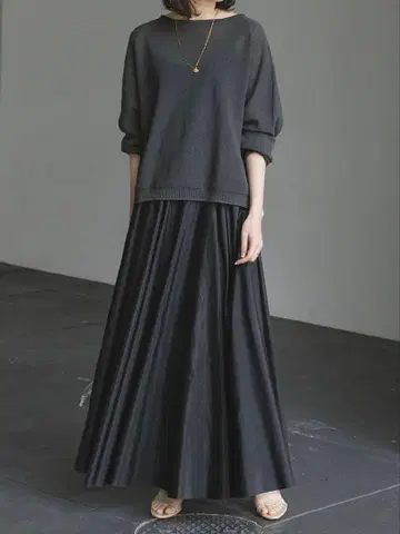 실키 타프타 맥시 스커트