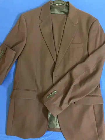 ZARA 브라운 테일러드 자켓과 슬랙스 세트