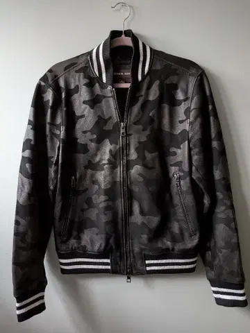 MICHAEL KORS 카모 가죽 자켓