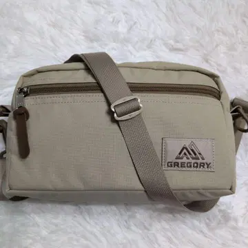 새상품급 GREGORY 패디드 숄더 파우치 베이지 그레고리
