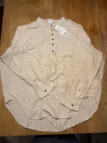 택 포함 미사용 새상품 ista-ire 베이지 긴팔 셔츠