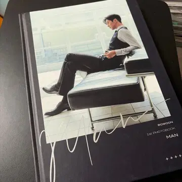 ROWOON 1st 포토북 [찍힘 있음]