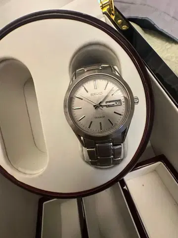 SEIKO 아날로그 손목시계 실버