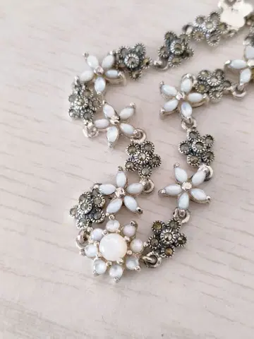 [미사용] 마카사이트 & 쉘 꽃 모티브 실버 목걸이