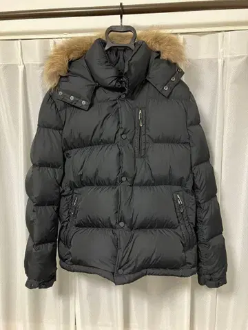 새상품급 CAMP7 캠핑7 다운 자켓 매트 블랙