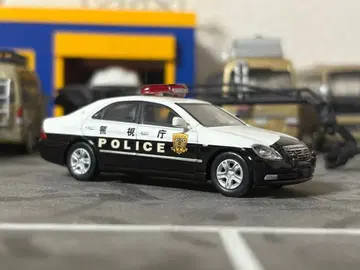 RAI'S 180계 도요타 크라운 1/64 경라 순찰차